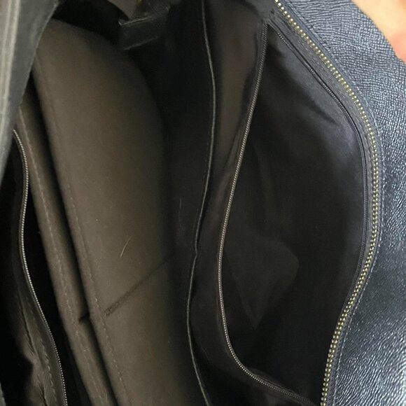 Coach Black Leather Shoulder Bag with Strap, classic style, genuine leather - Picture 4 of 8